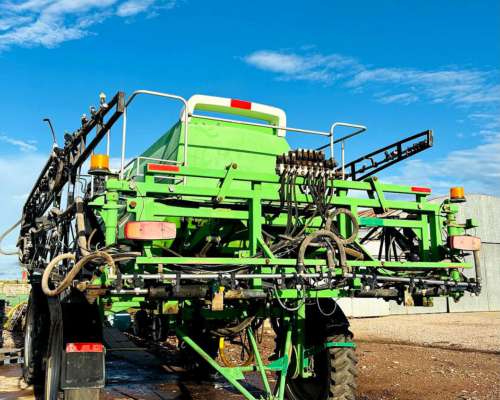 Pulverizadora Metalfor 3200, 28 Metros año 2008