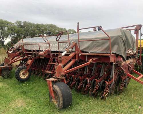 Sembradora Pionera 40 Lineas a 17,5 CM. Precio Bonificado