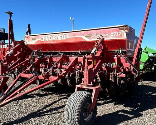Sembradora Crucianelli Pionera 2717