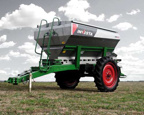 Fertilizadora de Arrastre Invezta AIR 5000, año 2025