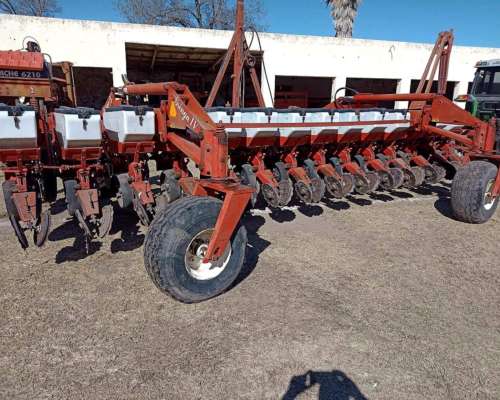 Sembradora Gringa IV Unico Dueño. 14 a 52