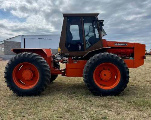 Tractor Zanello 4200 con Motor Deutz 190