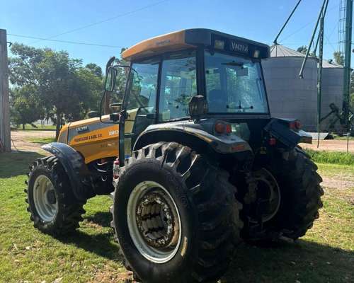 Tractor Valtra BM120 120hp