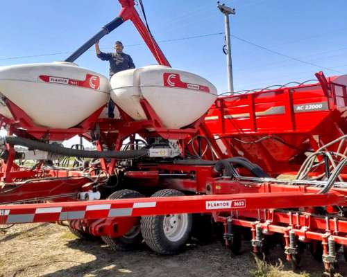 Tolva Semilla y Fertilizante AC-26000 Gimetal