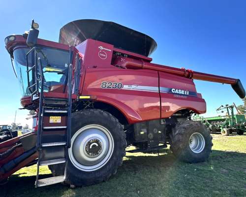 Cosechadora Case IH 8230 año 2019