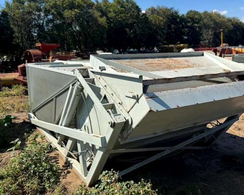 Canasto de Cosechadora Amada para Mani Volquete