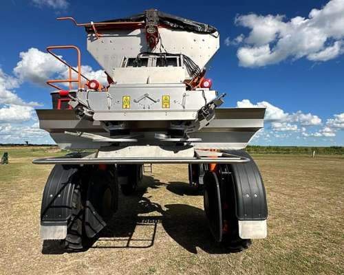 Jacto Uniport 5030. Cummins 665 HS. Como Nueva año 2024