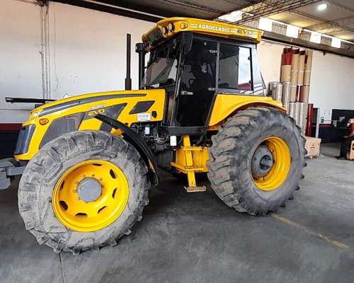 Pauny 280 con Levante 3 Puntos, año 2021.