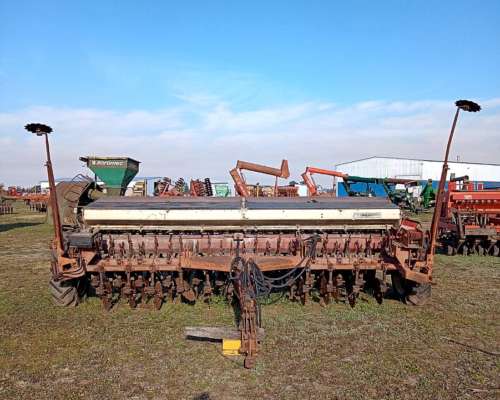 Sembradora Gherardi Mod. G-100 de 25 Líneas a 17,5