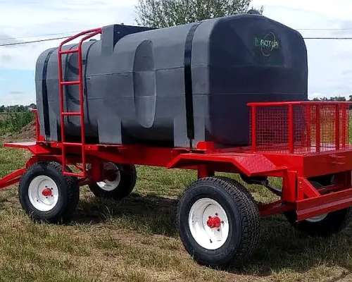 Acoplado Tanque 4.500 Lts – Agua / Gasoil – Tanque Plástico