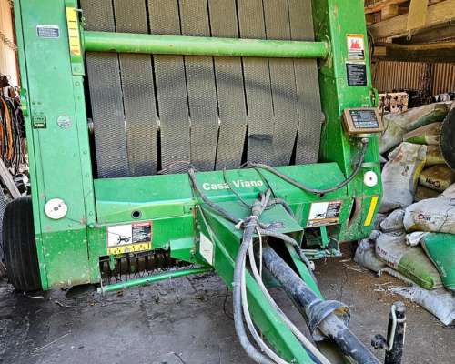 Rotoenfardadora John Deere 567