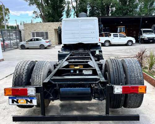 Mercedes Benz 1720 2012 Chasis Largo con Eje Neumatico