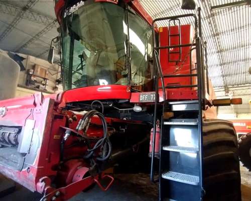 Cosechadora Case Axial Flow 7230 - Usada