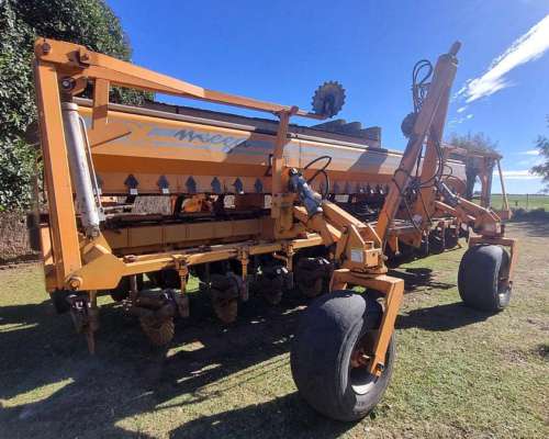 Sembradora Agrometal de 13 a 52 Mecanica