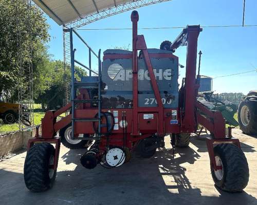 Sembradora de Grano Grueso Apache 27000 (20 a 42cm)