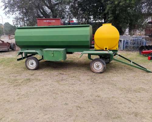 Vendo Acoplado Tanque Combinado CAP 3000 Lts Plegados San JU
