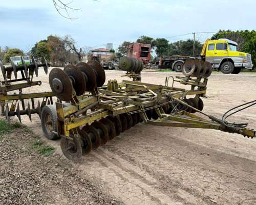 Rastra Desencontrada DAN CAR de 56 Platos con Alas a Resorte