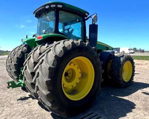 Tractor John Deere 8420, año 2004