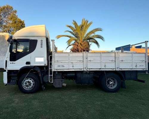 Iveco Cursor 330 2013