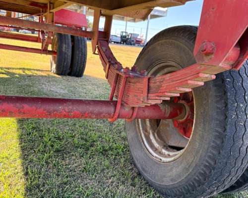 Cisterna de 5.000 Litros con Bomba