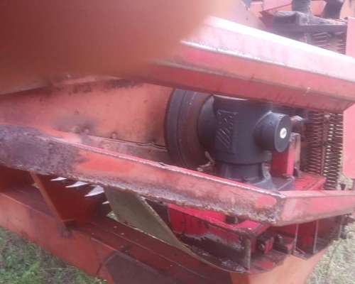 Vasalli 1200 Mod. 1986 con Girasolero y Maicero