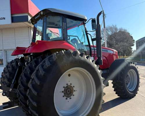 Tractor Massey Ferguson 7415, año 2016. 3.000 Hs