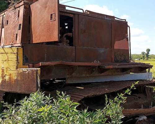 Excavadora Caterpillar Modelo 235