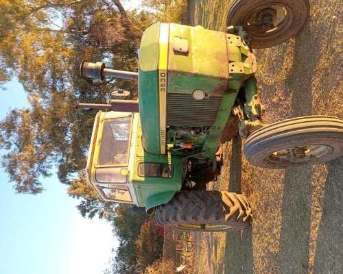 Tractor John Deere 3530 año 1980