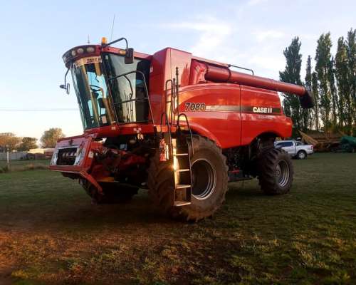 Case 7088 2013 con Draper Macdon 35 Pies