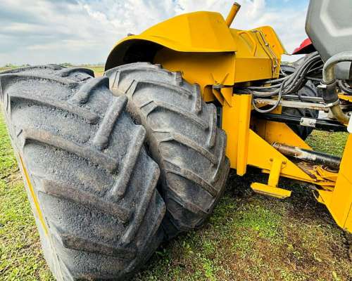 Tractor Pauny 710 año 2018.