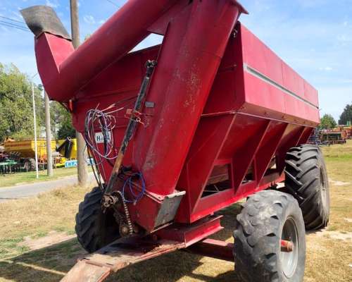 Tolva Autodescargable Mancini de 17 Toneladas