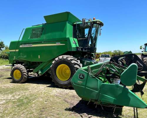 Cosechadora John Deere 1550 -financiada a 3 Años sin Interes
