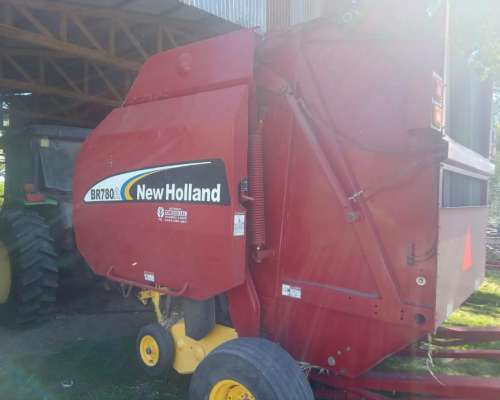 Rotoenfardadora New Holland BR 780a