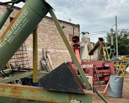 Extractor / Cargador de Grano Ferrucci en Cordoba
