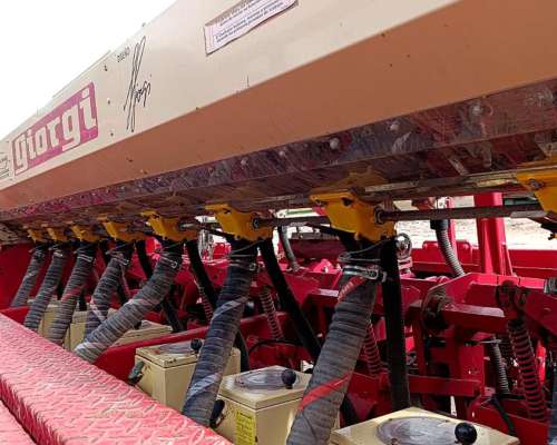 Giorgi Precisa 8000, 26 a 52, año 2010