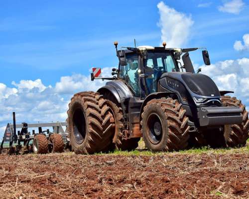 Tractor Valtra Serie Q5 265 285 305 HP