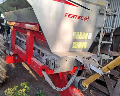 Fertilizadora Fertec 4500 Serie 5 MB Estado