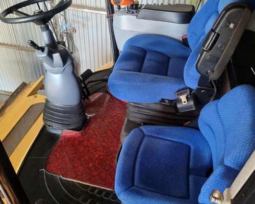 Cosechadora New Holland CR 6080 año 2016 con 30