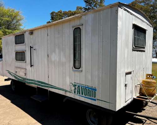 Casilla Rural Favorito de 7 X X 2.40 M. 4 Camas.