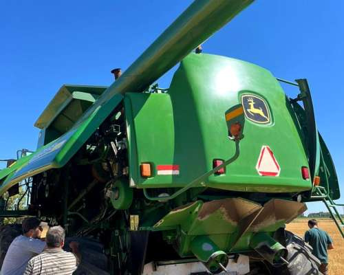 Cosechadora John Deere 9650 30 Pies año 2008.