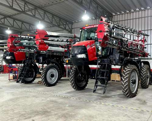 Pulverizadora Case IH Patriot 300 Hidro 4X4 - 36 Metos