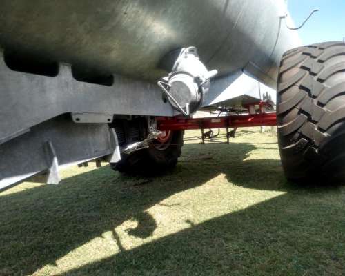 Estercolera Pichon TCI 11 - de 12.080 Litros- Galvanizada