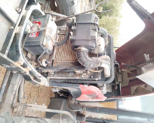 Tractor Case Farmall 100 JX. Mod 2015