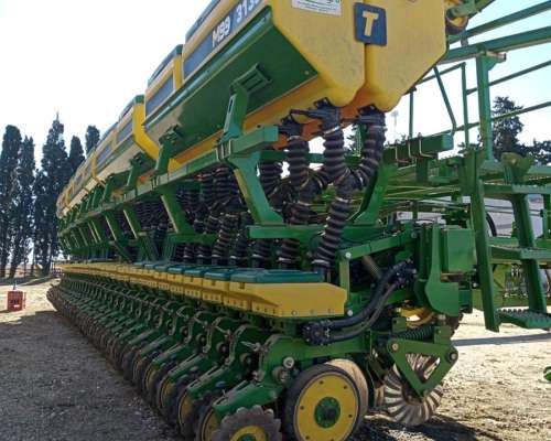 Sembradora Tedeschi 31 a 35.