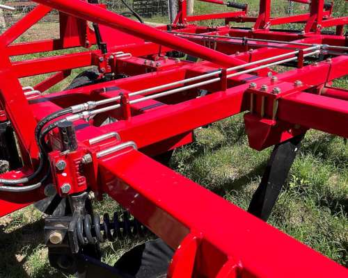 Paratil Subsolador Dolbi de 8 Timones