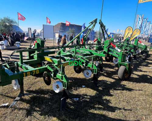 Carpi Ancho de Trabajo 7.7 Mts a 70 CM. Agrotec