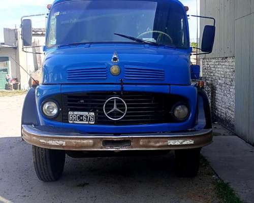 Camion Mercedez Benz Mod. 1114/48 año 1970 con Motor Turbo