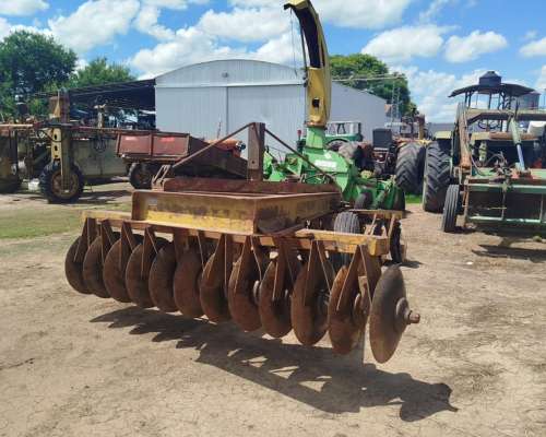 Rastra Tiro Excéntrica 24 Discos. Transportable. Hidraulica