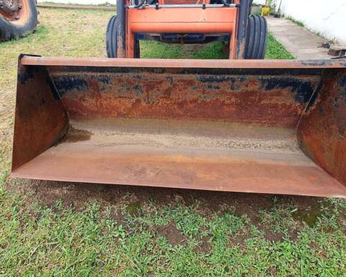 4 - Tractor Fiat 900. con Pala Frontal. Usado