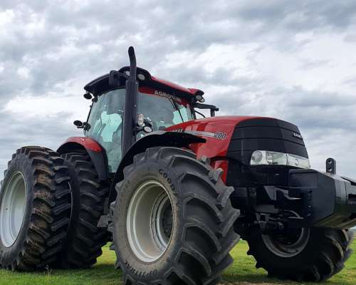 Tractor Case IH Puma 200 Dual